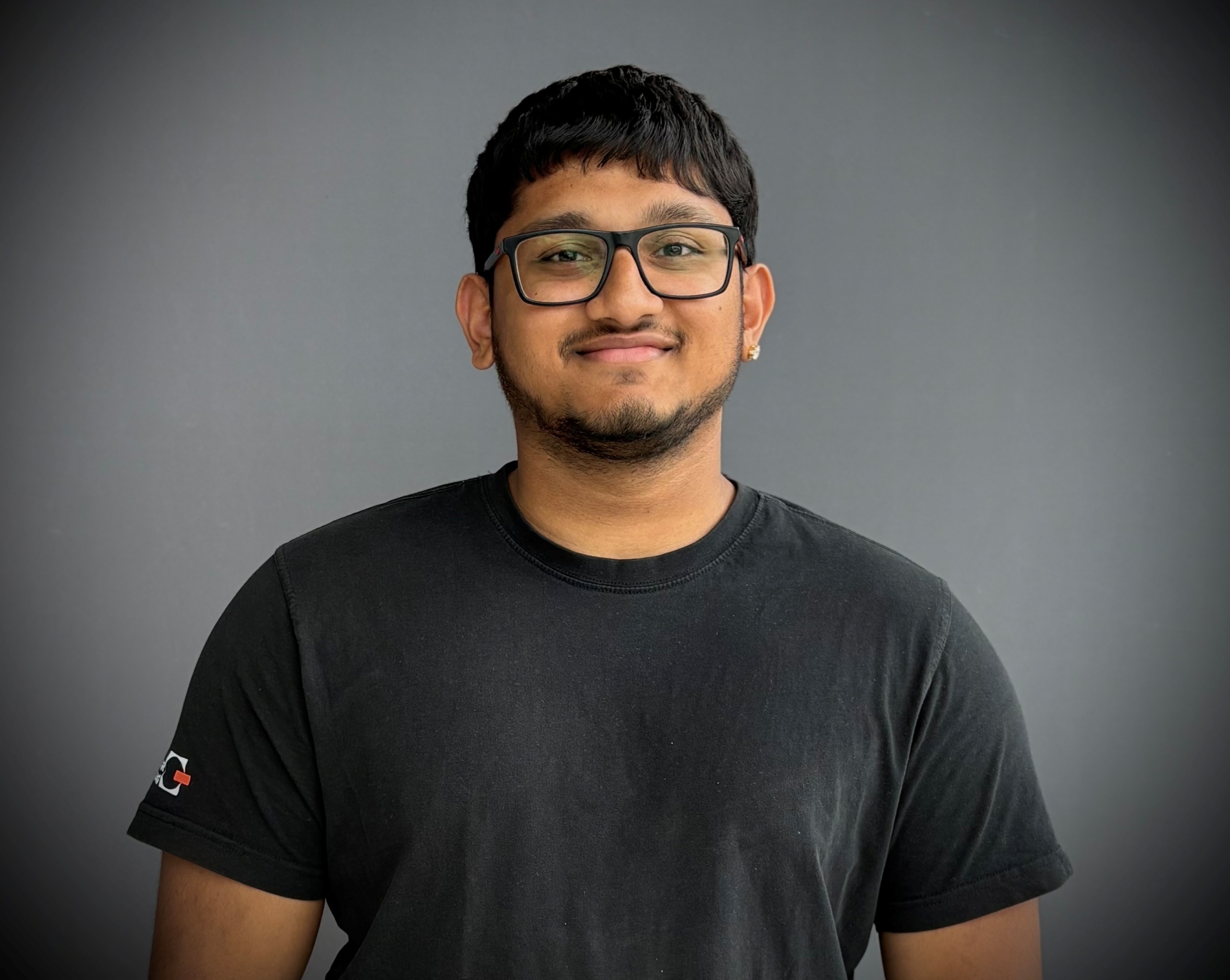  SINNATHURAI THAARUSHAN